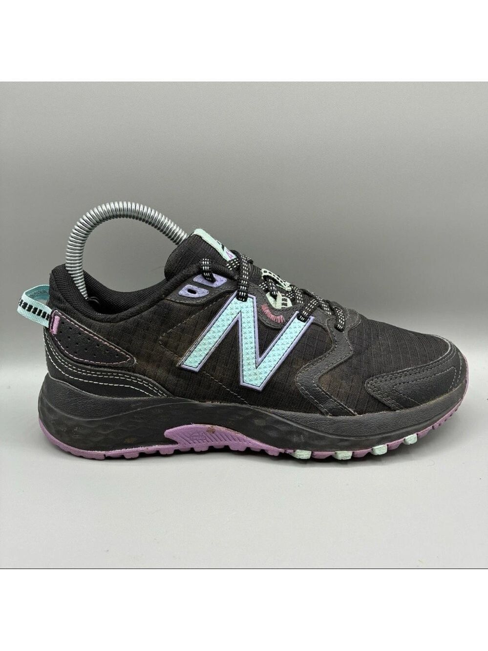 New Balance 410v7 Trail Sneakers Women’s 7 D Black Purple Athletic WT410SH7